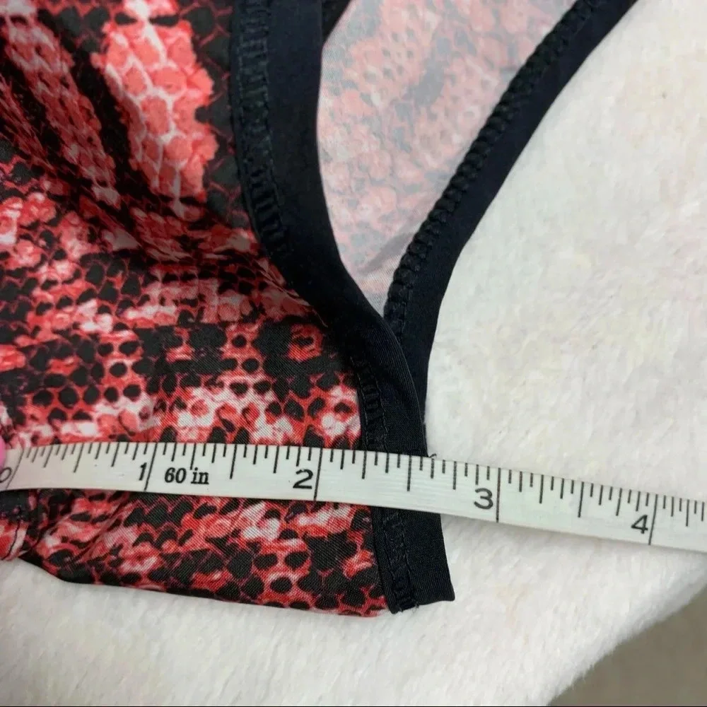 Under Armour pink running shorts size S heat gear